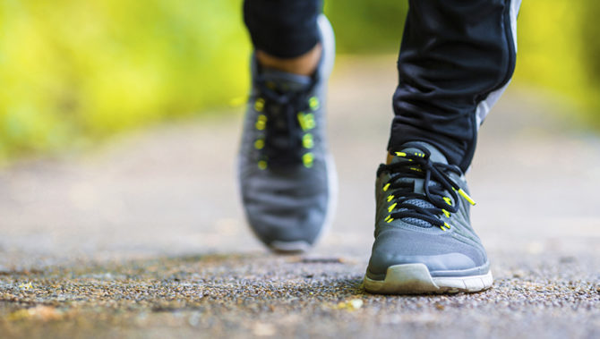 6 Pro-Tips to Manage Foot Pain During Your Walk