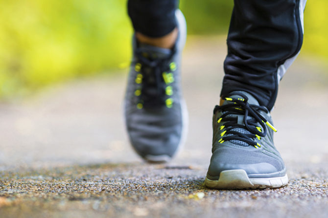6 Pro-Tips to Manage Foot Pain During Your Walk
